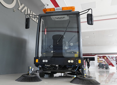 電動(dòng)掃地車 電動(dòng)掃地車