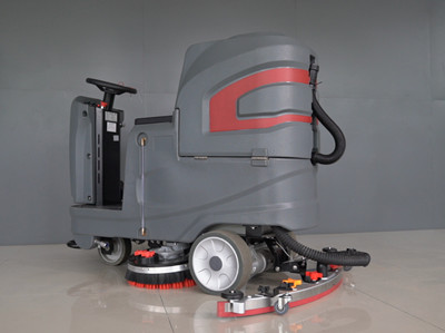 駕駛式洗地機(jī) 駕駛式洗地機(jī)